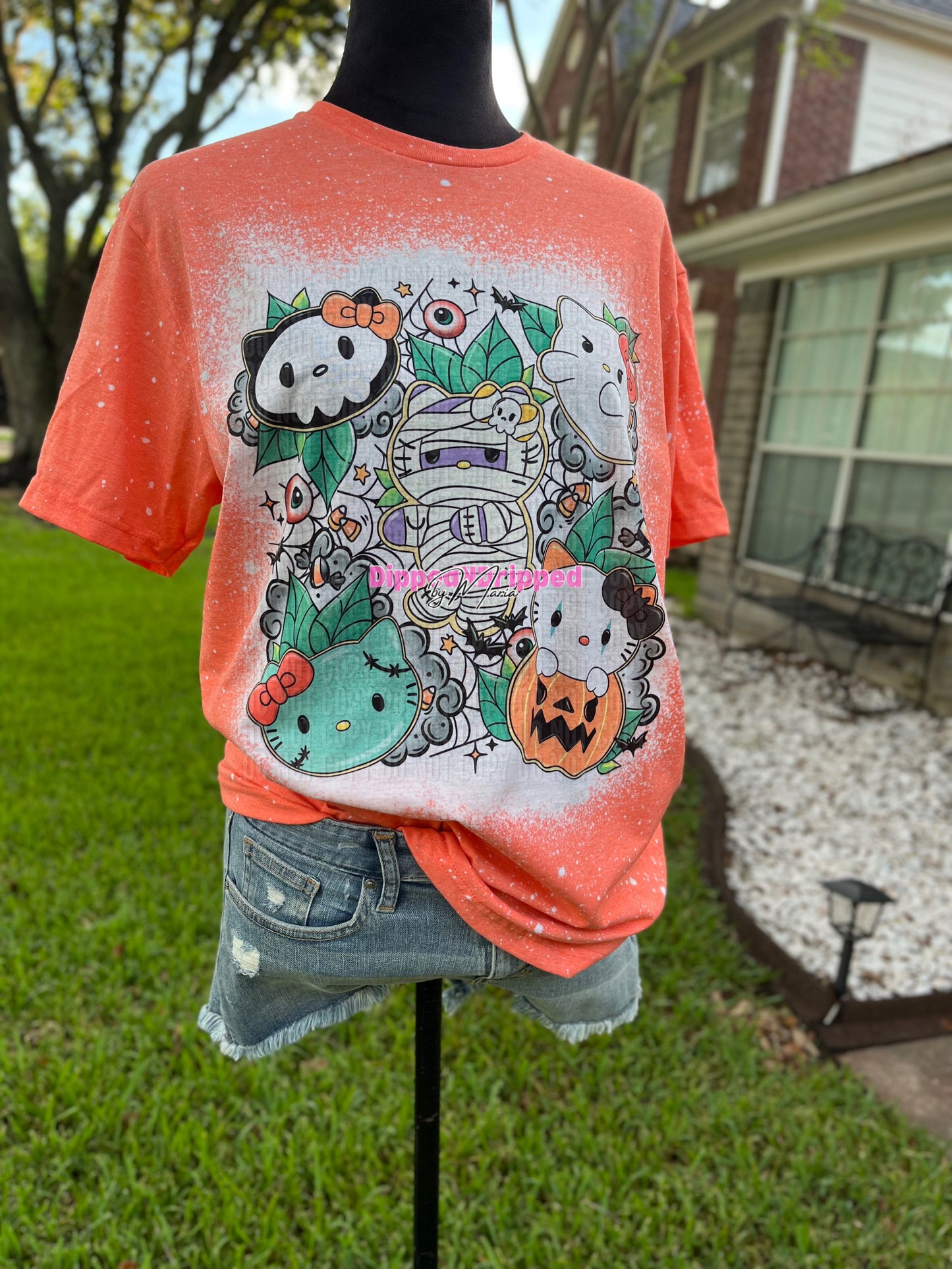 Spooky kitty bleached tee