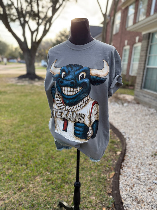 (Front only print) Texanz grill bull tee
